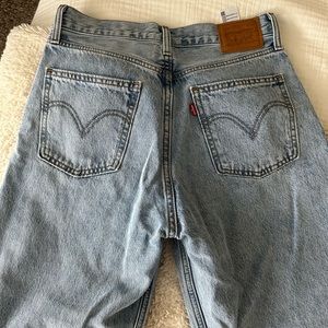 Levi’s low pros
